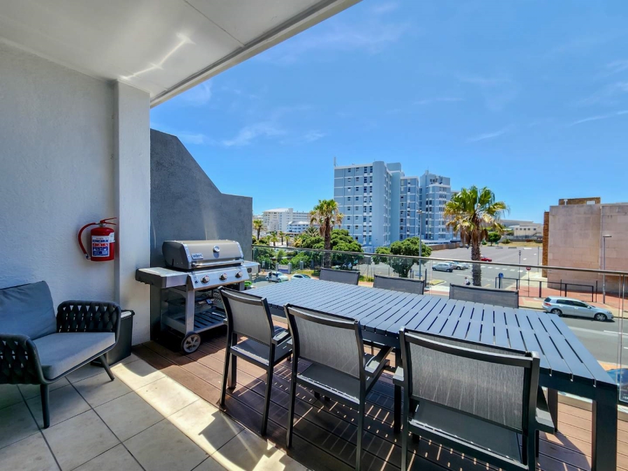 2 Bedroom Property for Sale in Three Anchor Bay Western Cape